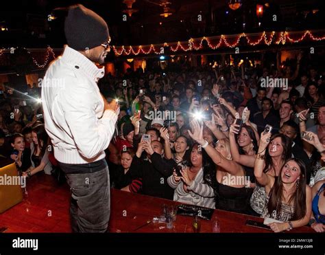 Le Concert de l'Année:  Une Soirée Inoubliable avec Usher!